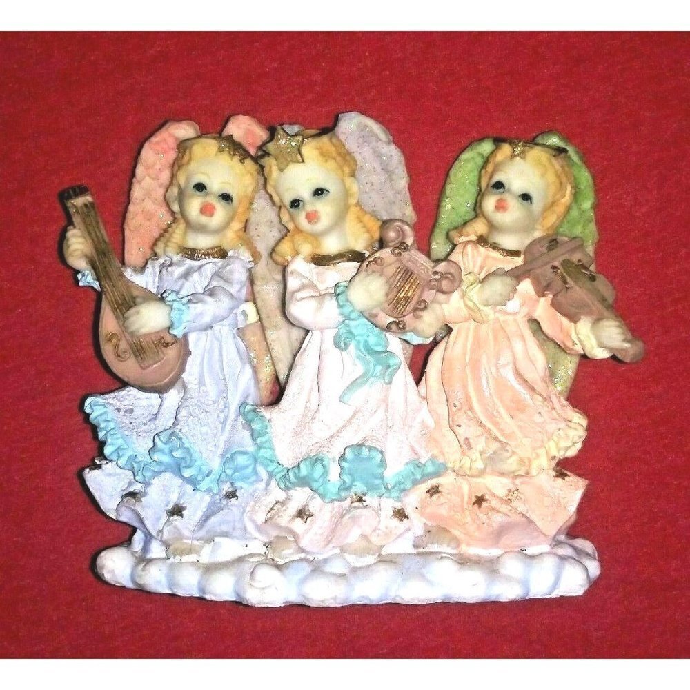 Vintage Angels figurine 3 angels Playing Instruments Resin very pretty 6"x5" EUC